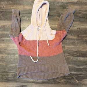 SO Textured Knit Sweater in Cream